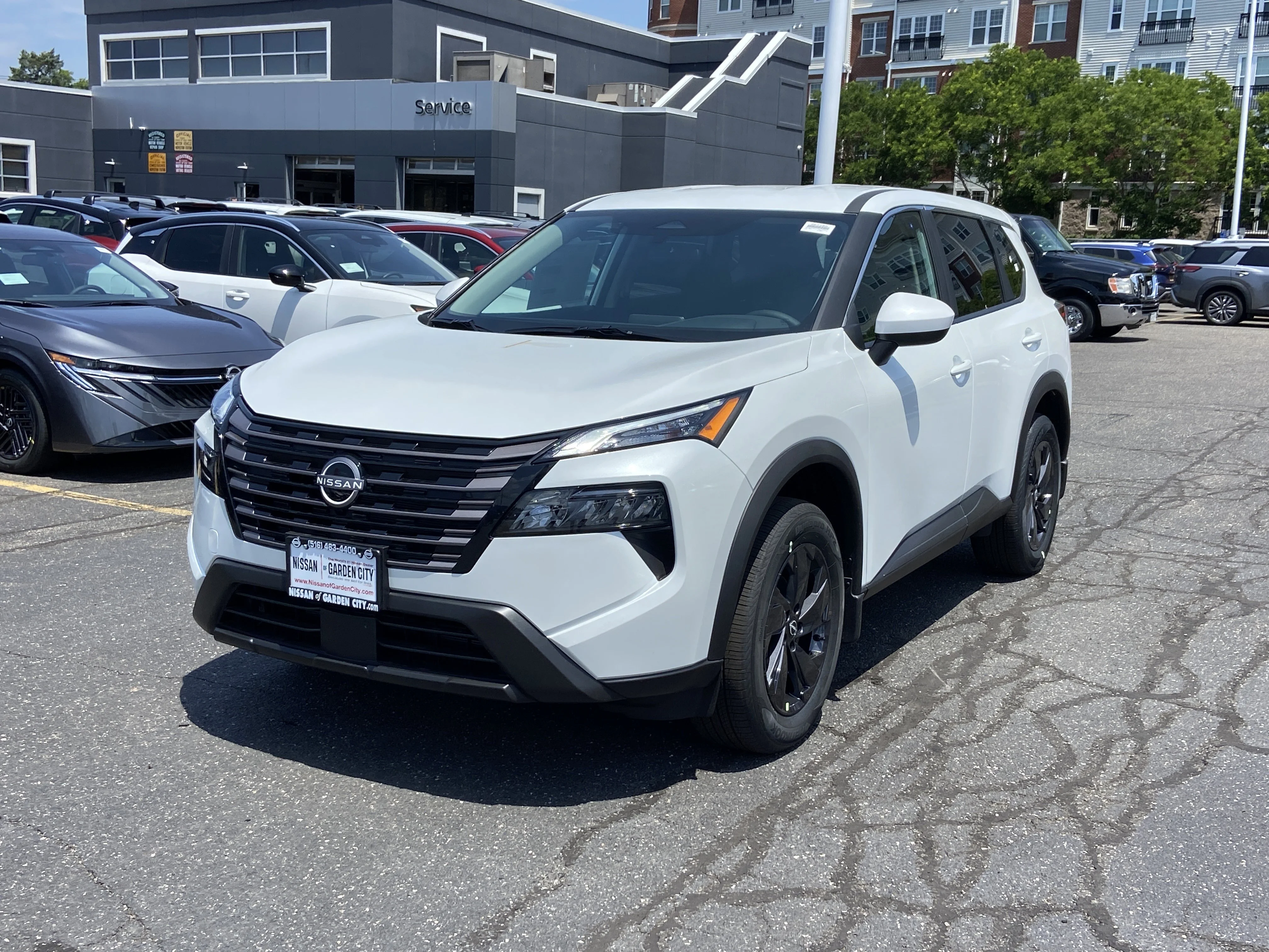 New 2026 Everest White Pearl Tricoat Nissan SV image 7