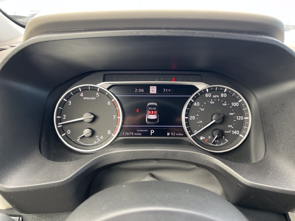 Used 2023 Red Nissan SL image 15
