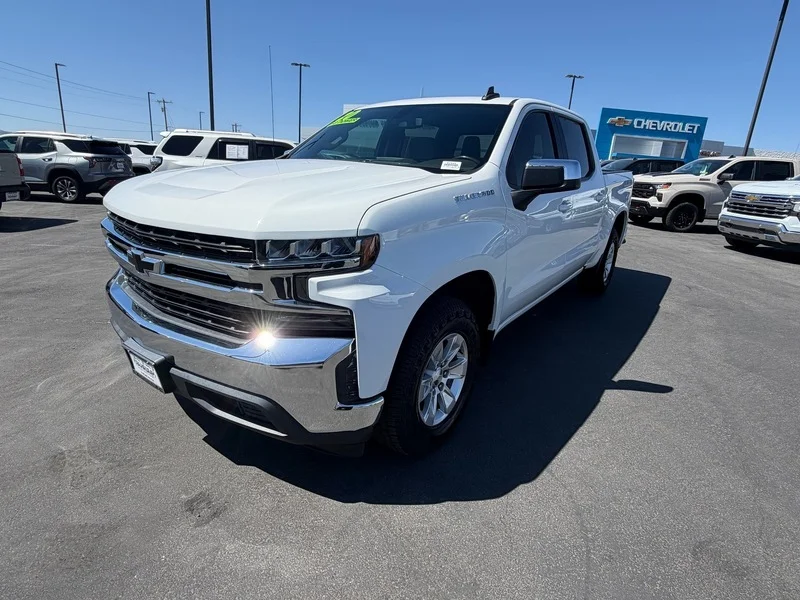 Used 2020 SUMMIT WHITE Chevrolet LT image 7