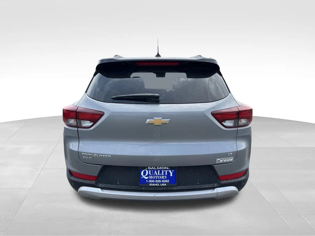 Used 2024 Sterling Gray Metallic Chevrolet LT image 6