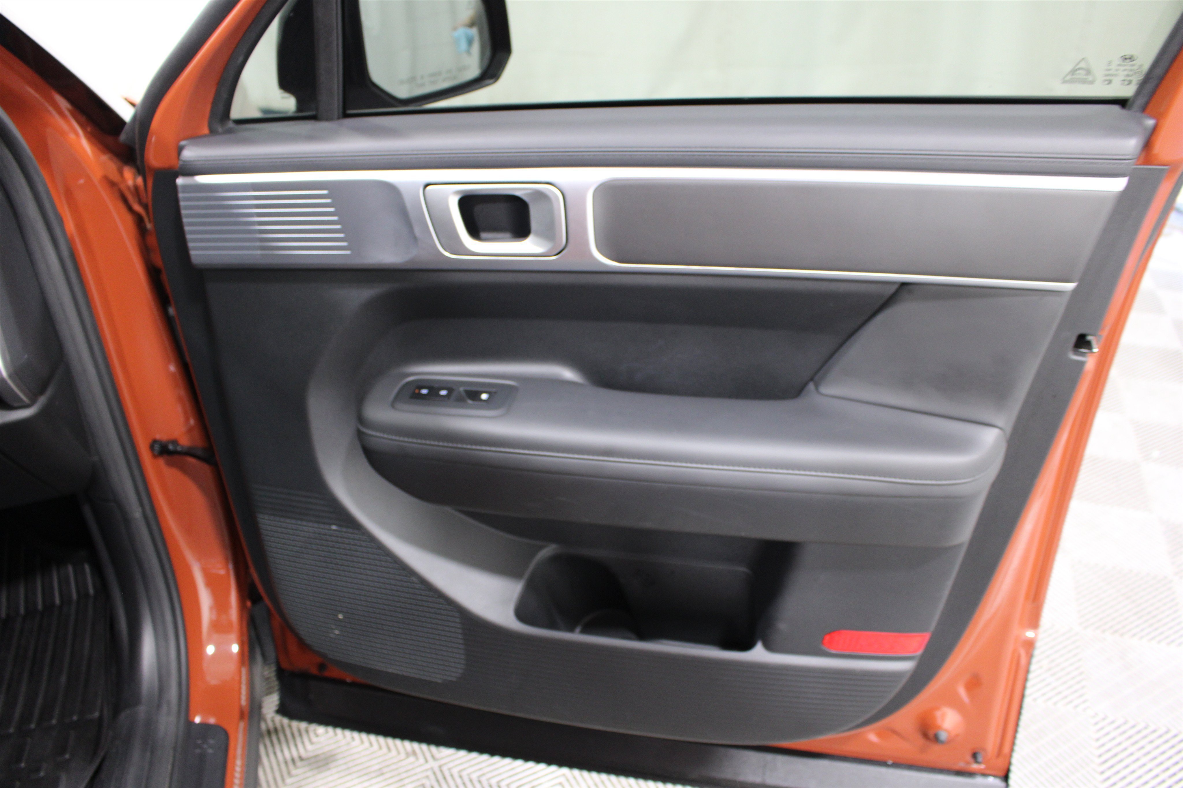 Used 2024 Terracotta Orange Hyundai XRT image 26