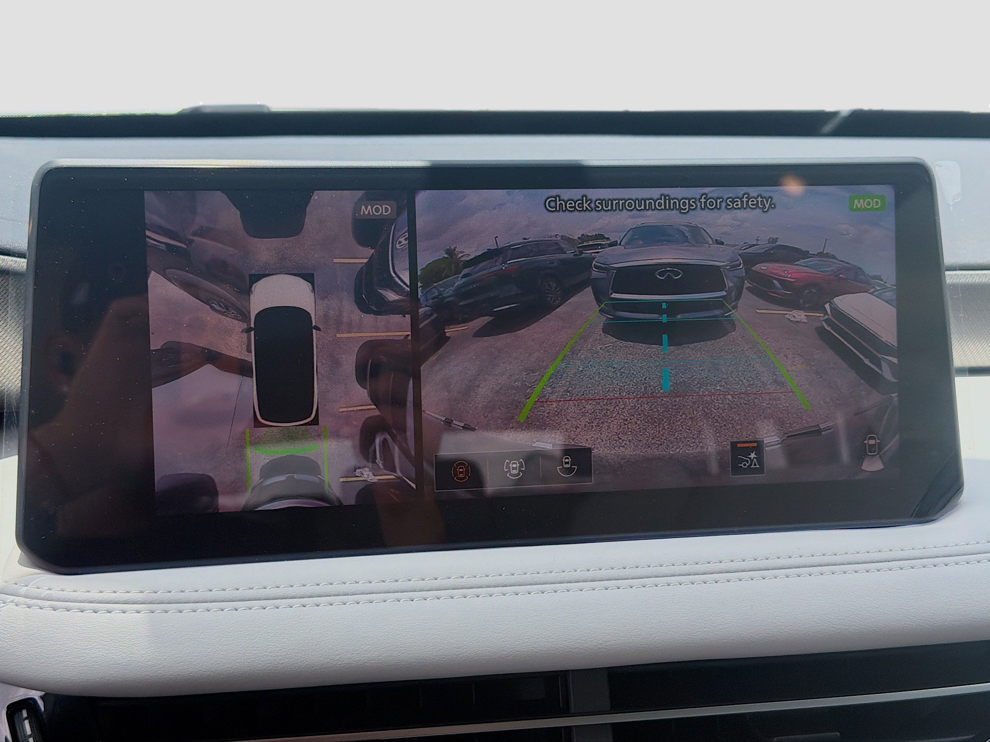New 2027 MINERAL BLACK INFINITI Luxe FWD image 13