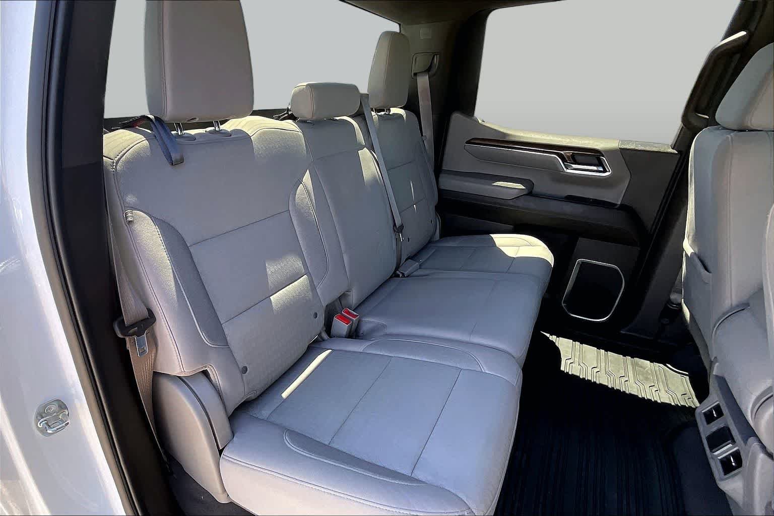 2023 Chevrolet Silverado 1500 LT - Photo 19