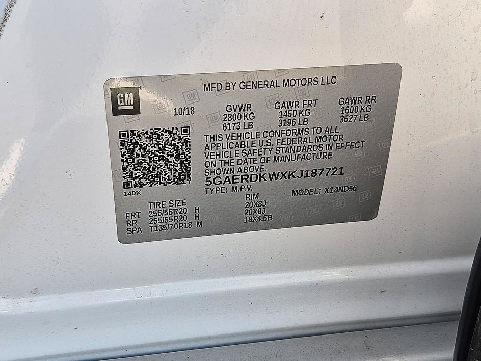Certified Used 2019 Includes Satin Nickel lower exterior accent color.) Buick Avenir image 40