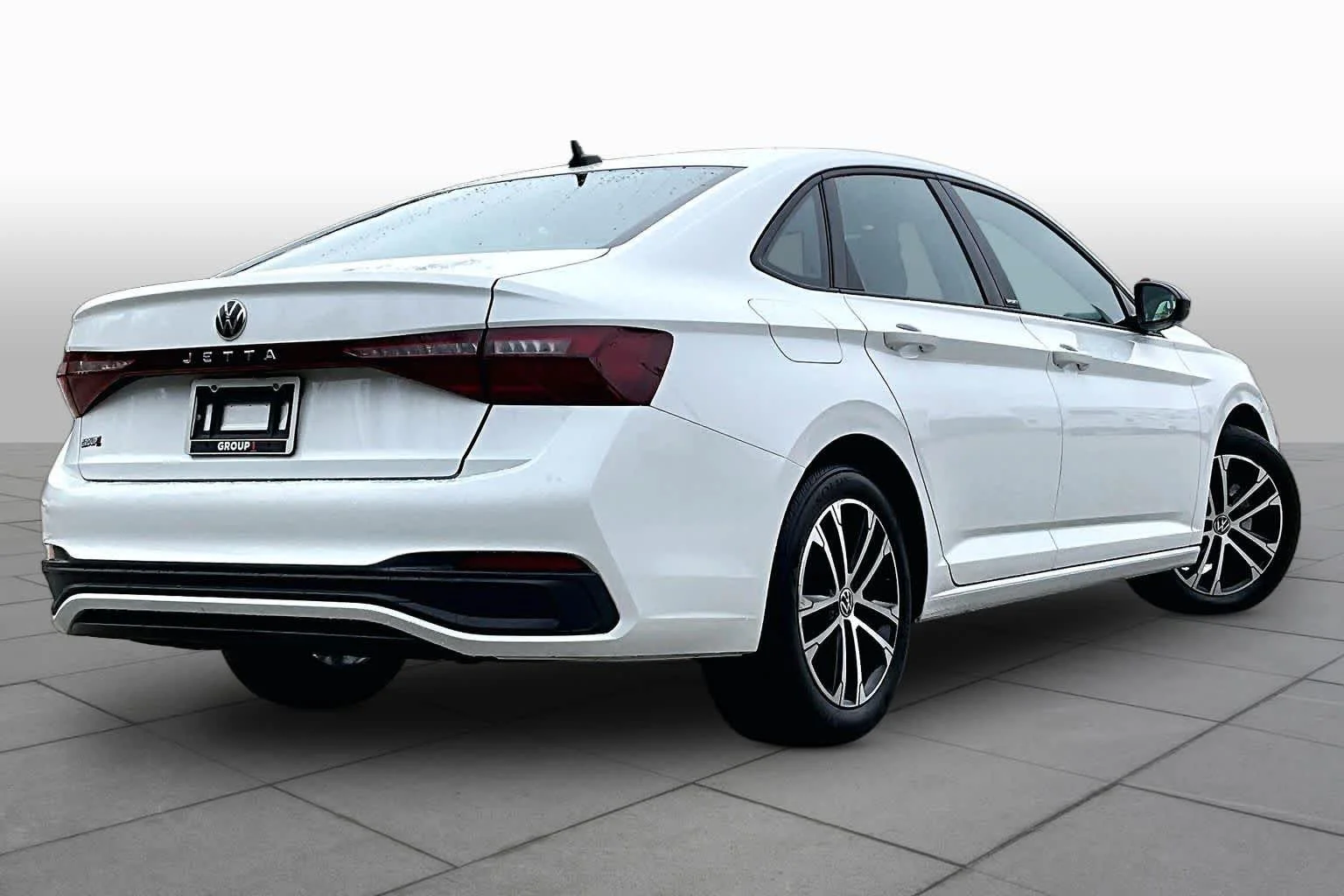 Used 2025 Pure White Volkswagen Sport image 13