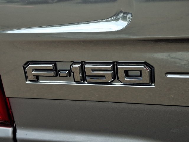 Certified Used 2022 Silver Metallic Ford Platinum image 30