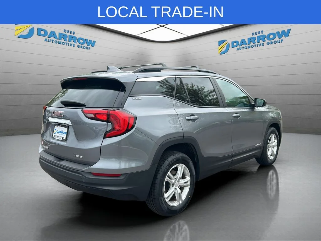 Used 2021 Gray GMC SLE image 5