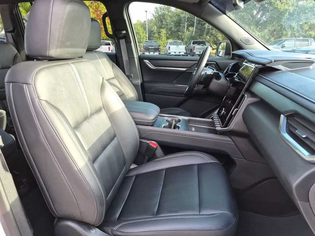 2024 GMC Acadia Elevation - Photo 39
