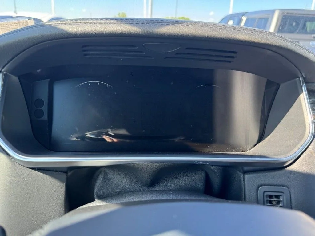 Used 2017 Santorini Black Land Rover HSE image 26