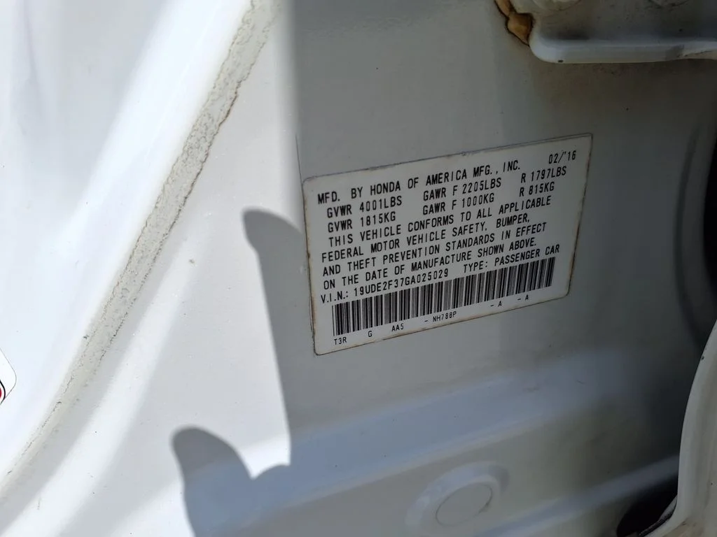 Used 2016  Acura 2.4L image 33