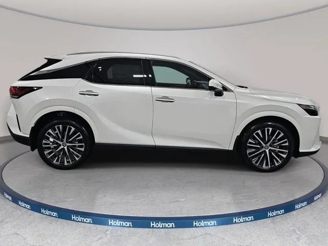 New 2026 Eminent White Pearl Lexus PREMIUM PLUS image 11