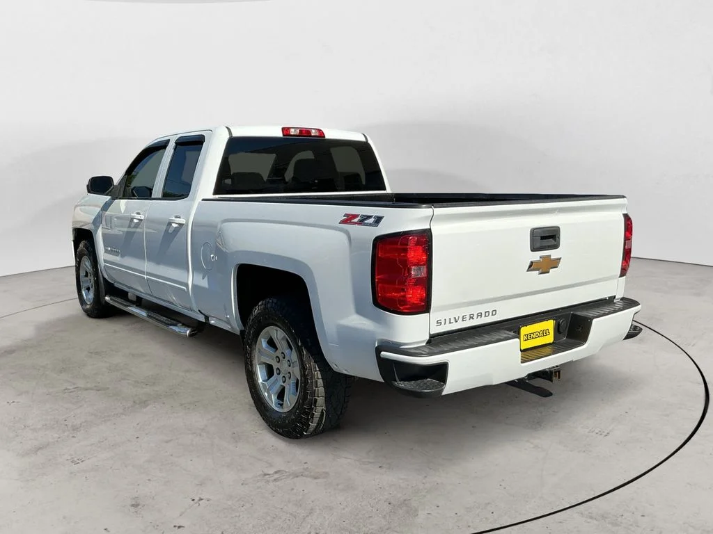 Used 2016 White Chevrolet LT image 7