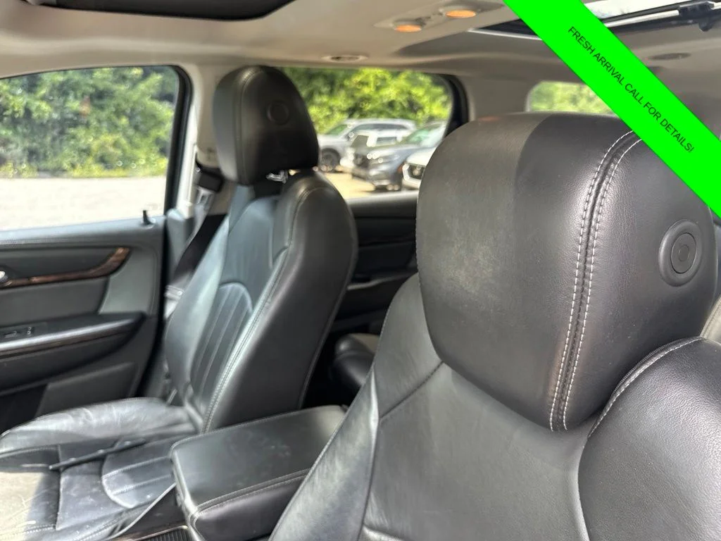 Used 2014 Black GMC Denali image 17