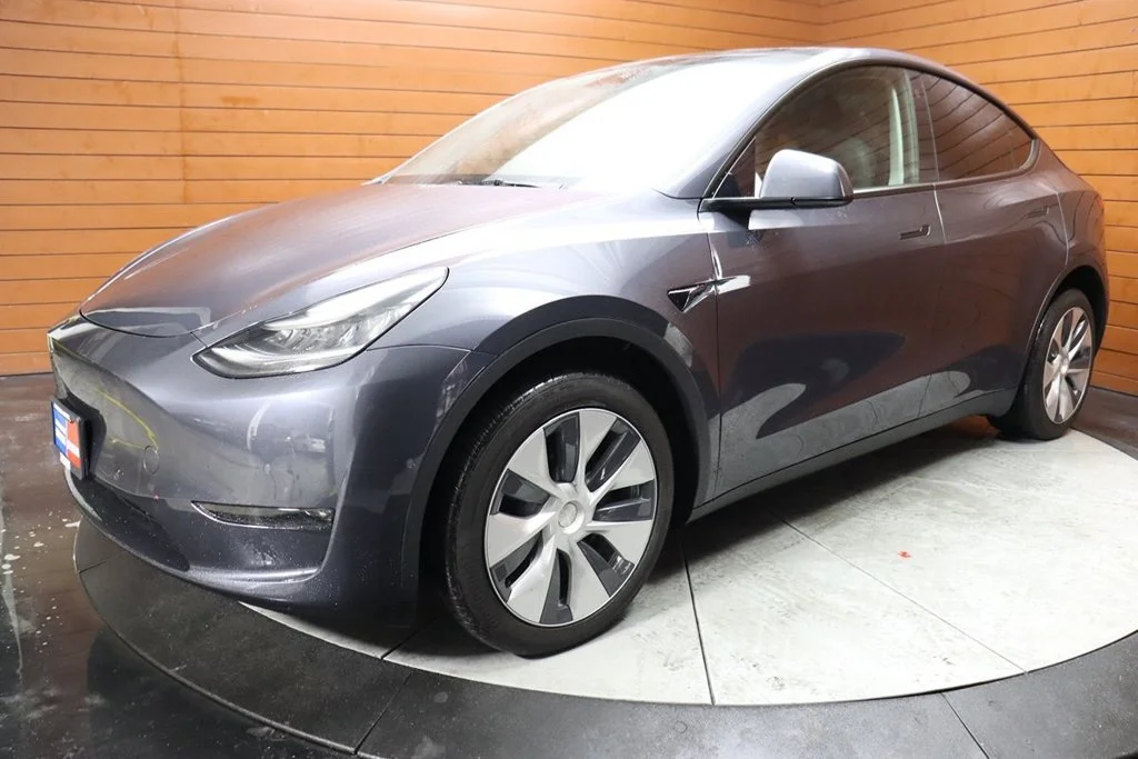 Used 2023 Solid Black Tesla Long Range image 1