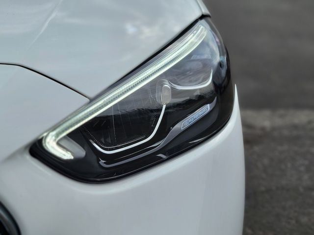 New 2026 White Mercedes-Benz C 300 image 9