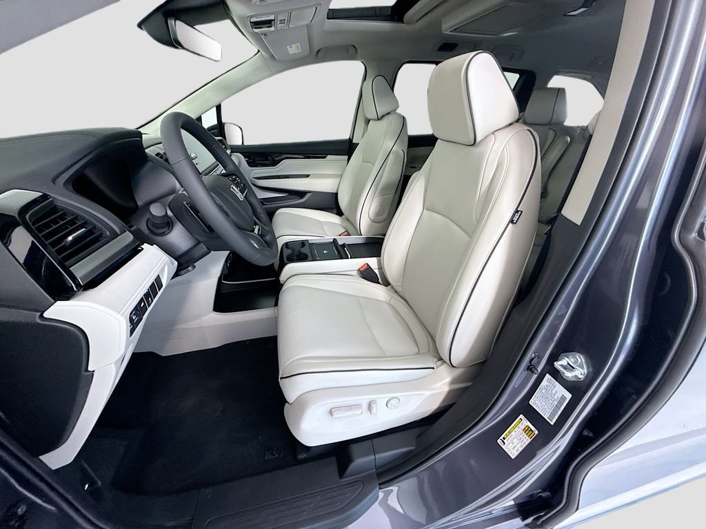 New 2026 Modern Steel Metallic Honda Touring image 19