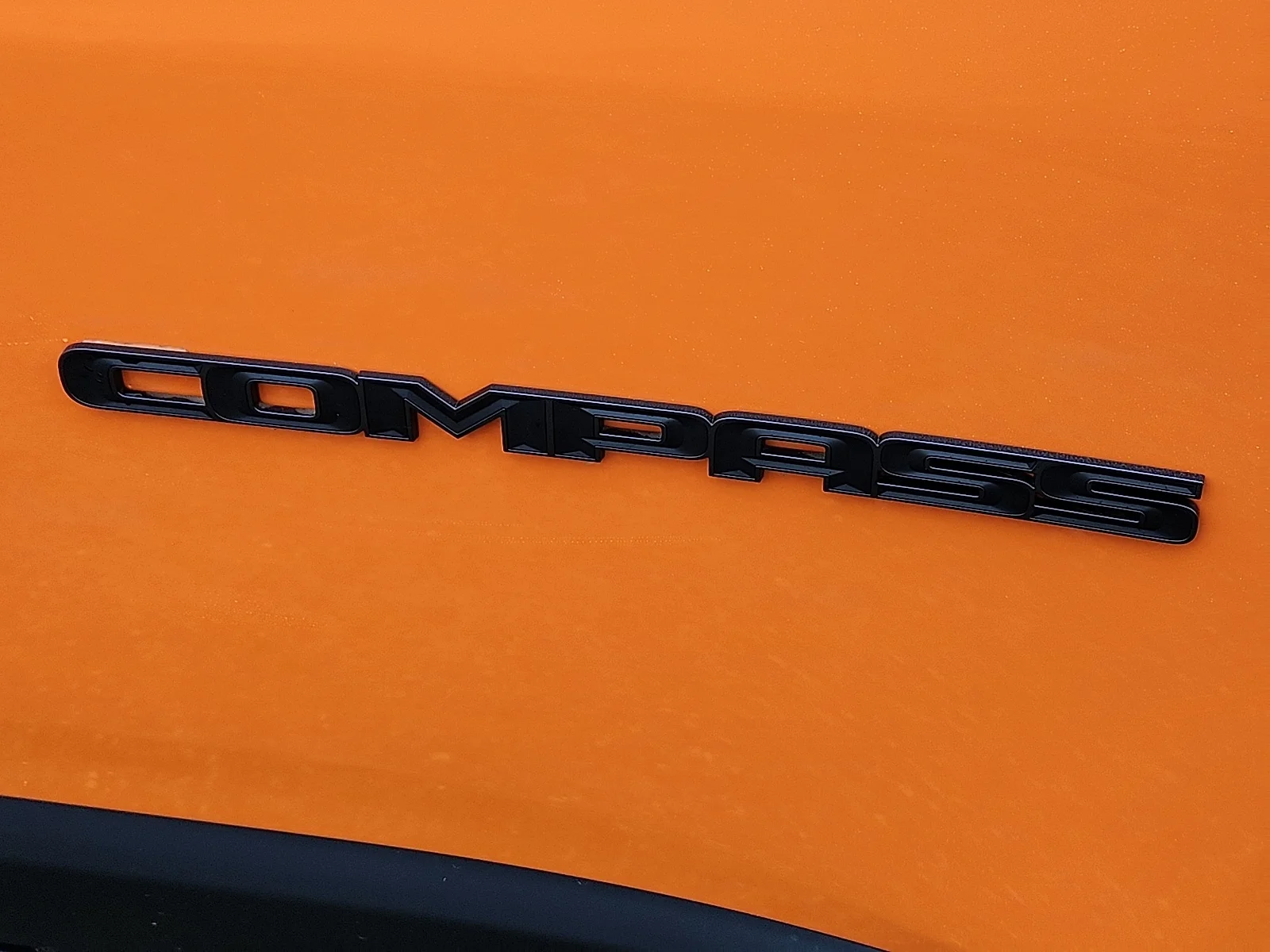 New 2026 Orange Jeep LATITUDE ALTITUDE 4X4 image 8