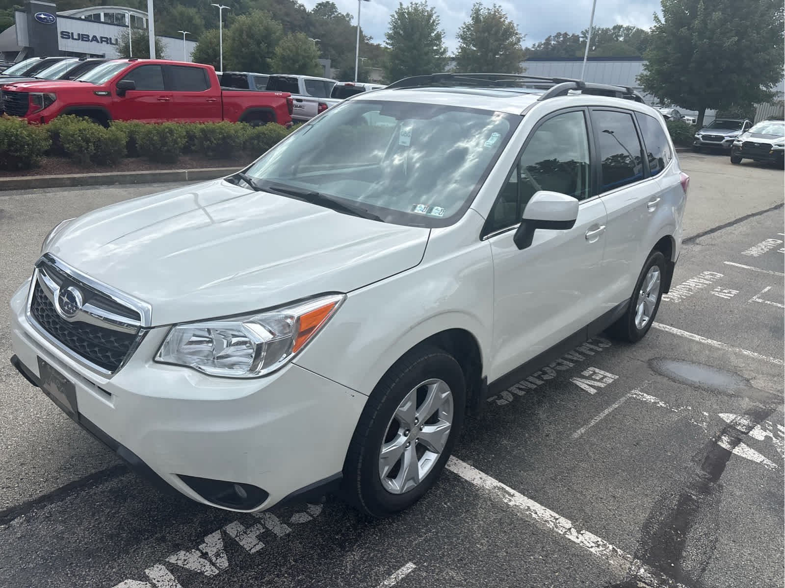 Used 2016 Crystal White Pearl Subaru 2.5i Limited image 3