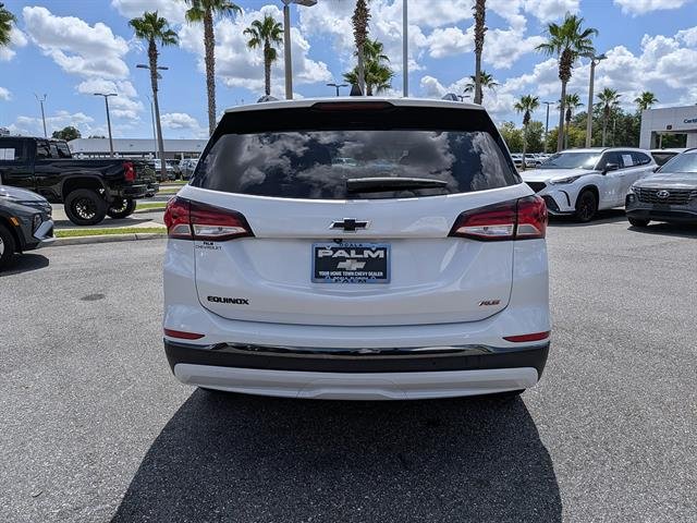 Certified Used 2022 Iridescent Pearl Tricoat Chevrolet RS image 4