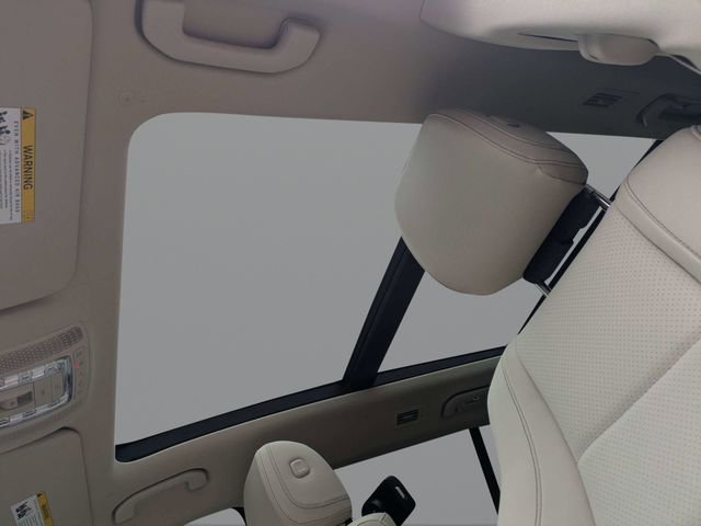 Used 2024 White Mercedes-Benz GLS 450 image 21