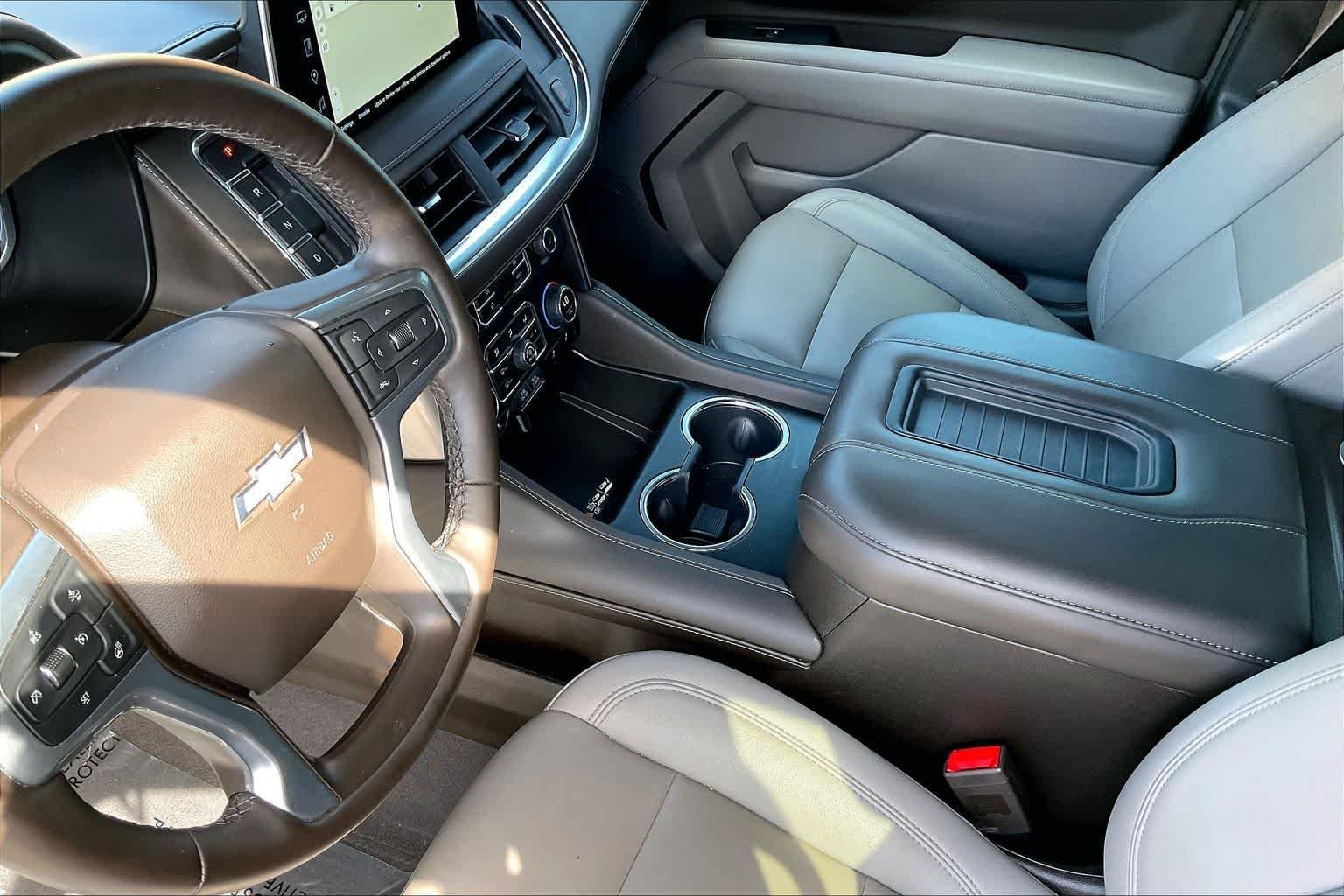 Used 2023 Summit White Chevrolet LT image 32