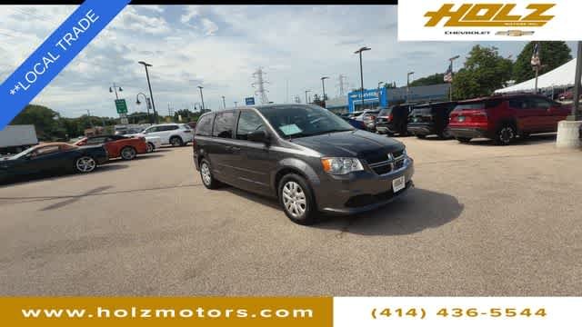 Used 2016 Gray Dodge SE image 2