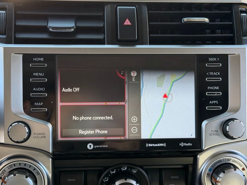 Used 2024  Toyota SR5 Premium image 16