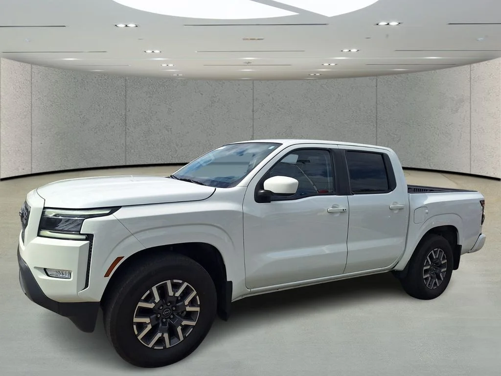 2024 Nissan Frontier SL Crew Cab 4X2's photo