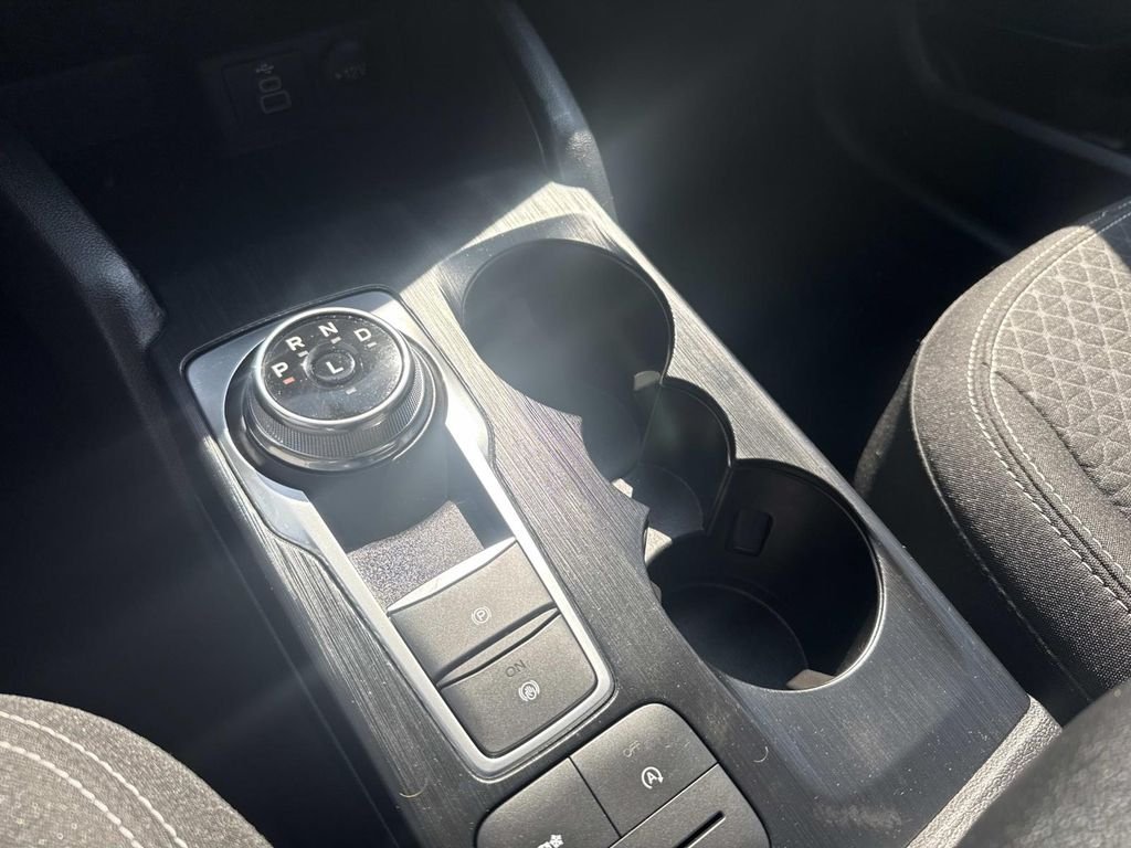 Used 2025 Silver Ford Active image 24