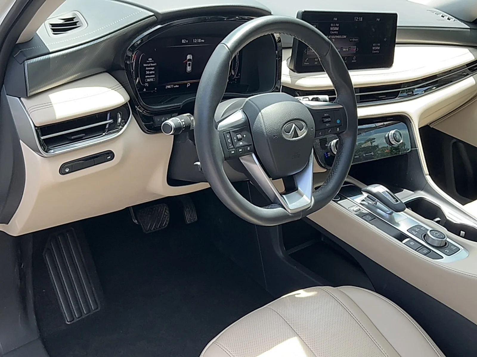Used 2023 Majestic White INFINITI LUXE AWD image 8