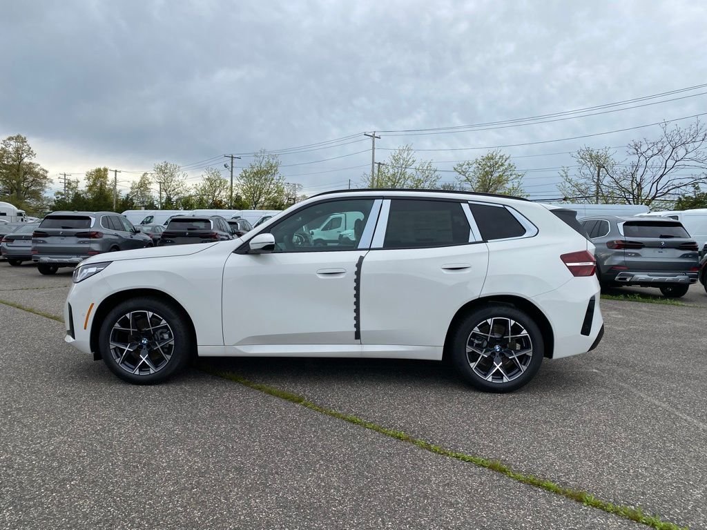 New 2026 Alpine White BMW 30 xDrive image 4