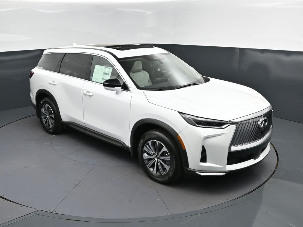 Certified Used 2026 White INFINITI PURE image 37