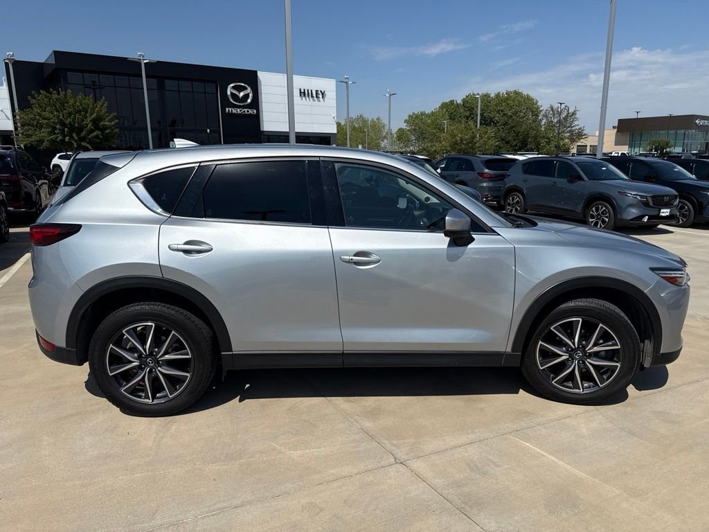 Used 2018 Silver Mazda Grand Touring image 4