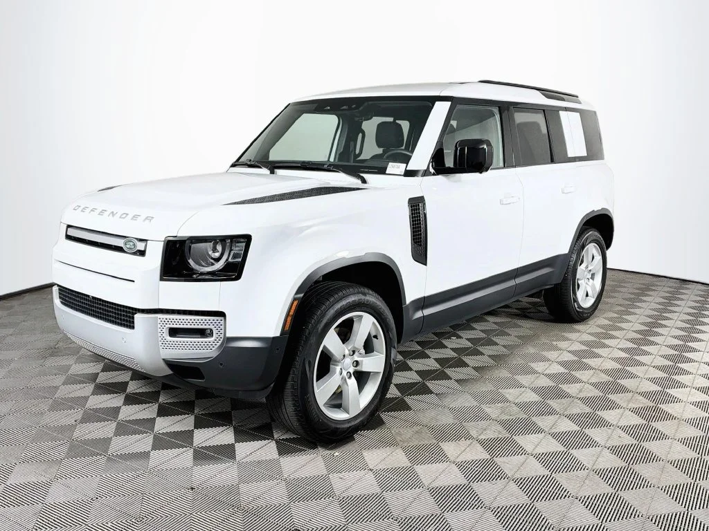 Used 2025 Fuji White Land Rover S image 1