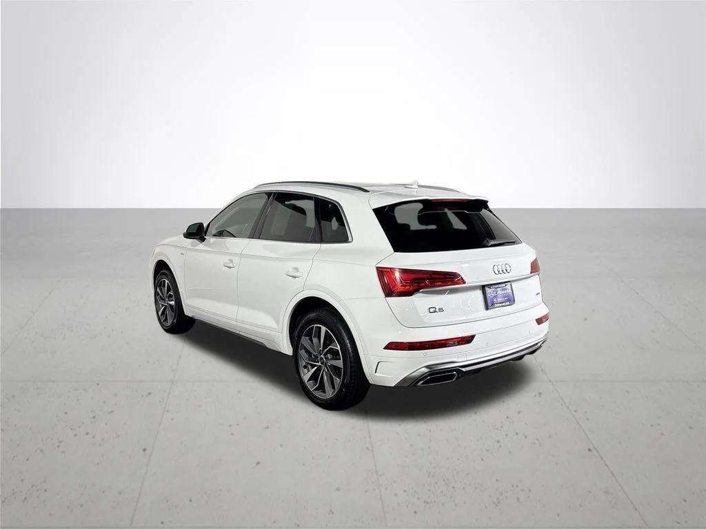 Used 2022 White Audi 45 S line Premium image 8