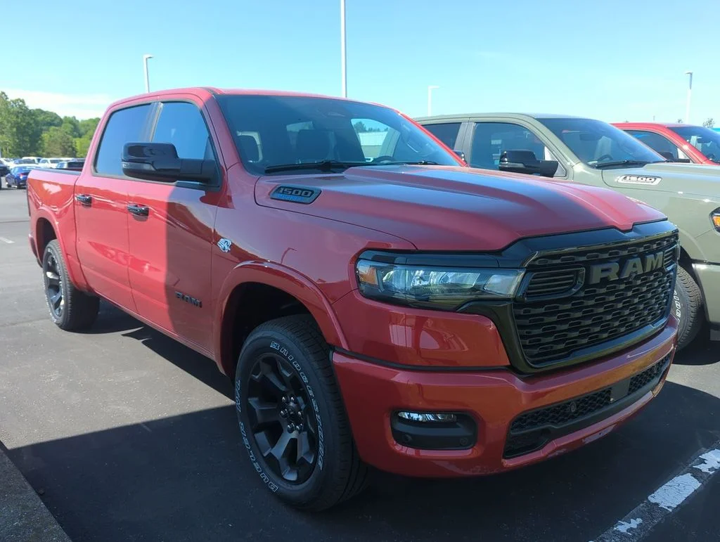 New 2026 Molten Red Pearl-Coat Exterior Paint RAM Big Horn/Lone Star image 1