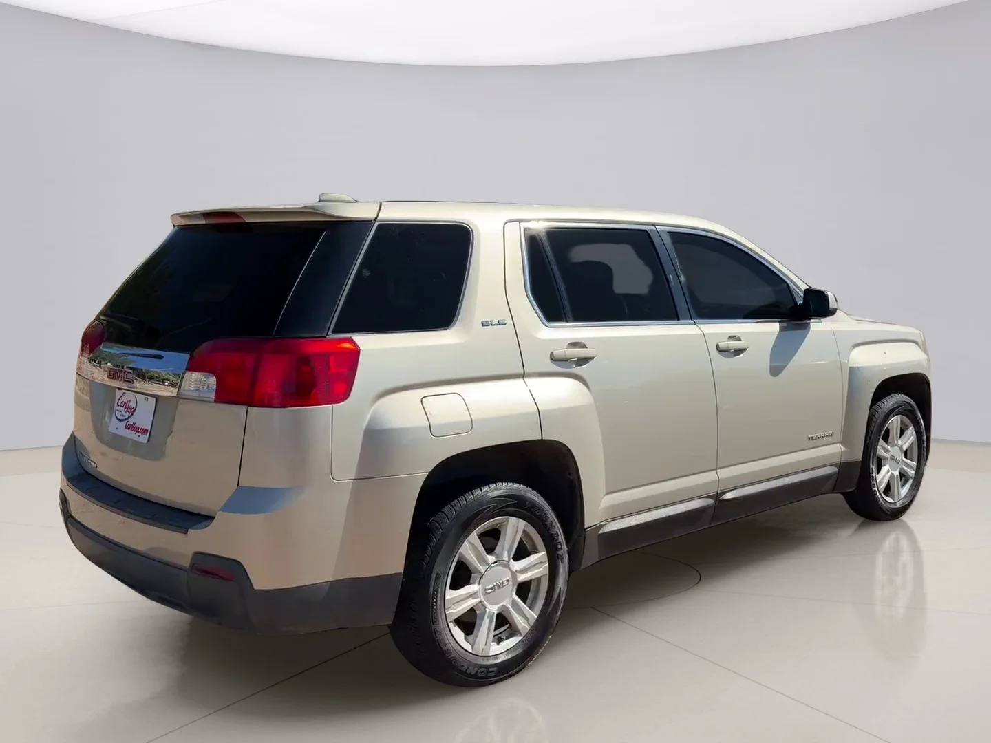Used 2015 Gold Gmc SLE1 image 5