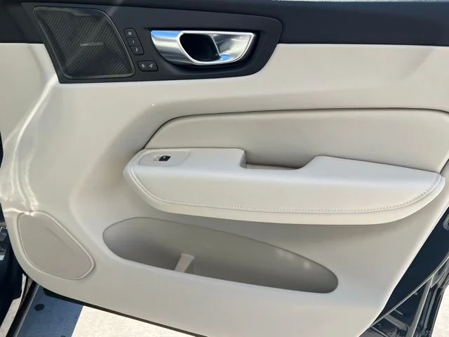 New 2026 Denim Blue Volvo Ultra image 29