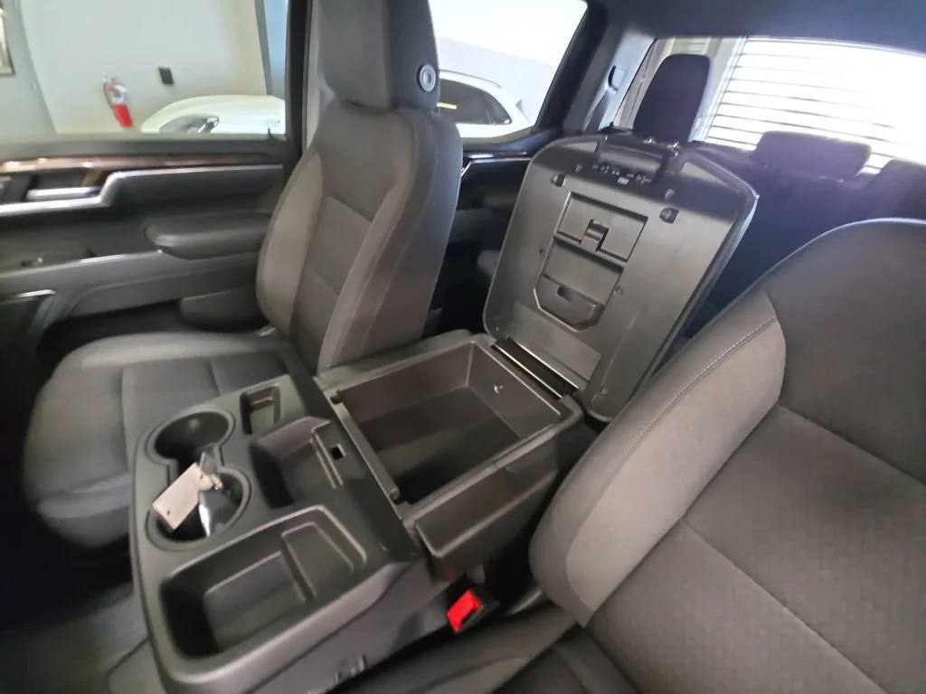 Certified Used 2025 Summit White GMC Elevation image 33