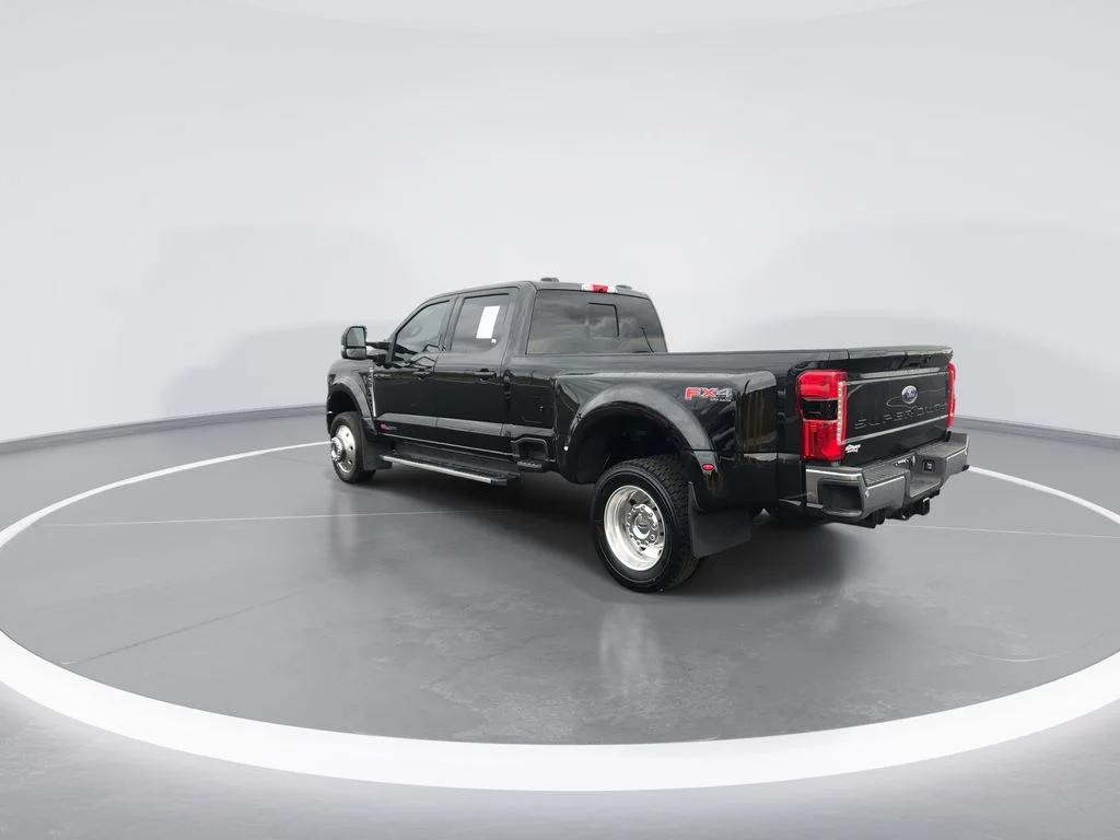 Used 2023 Black Ford Lariat image 6