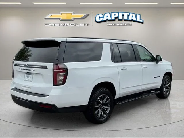 Used 2024 White Chevrolet Z71 image 5