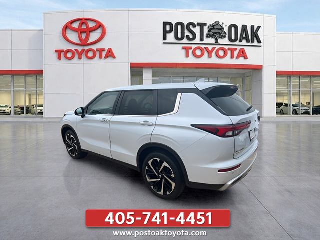 Used 2022 Gray Mitsubishi SE image 5
