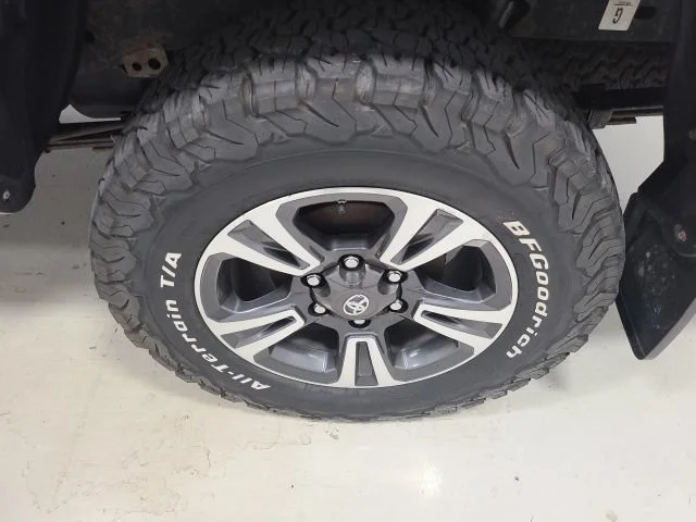 Used 2017 Quicksand Toyota TRD Sport image 33