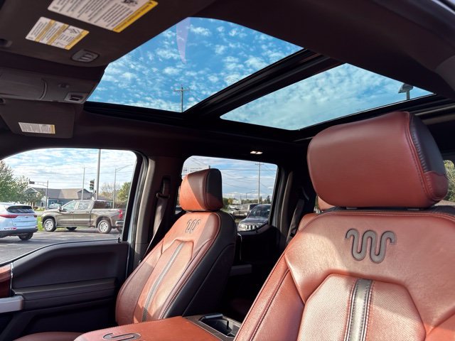 Used 2018  Ford XL image 12