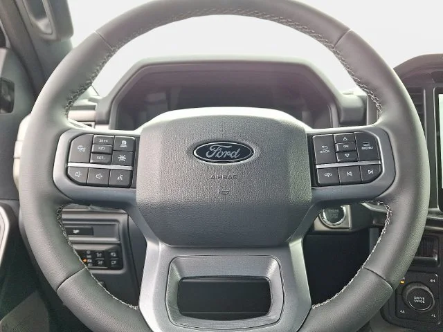 New 2026 Oxford White Ford Lariat image 12