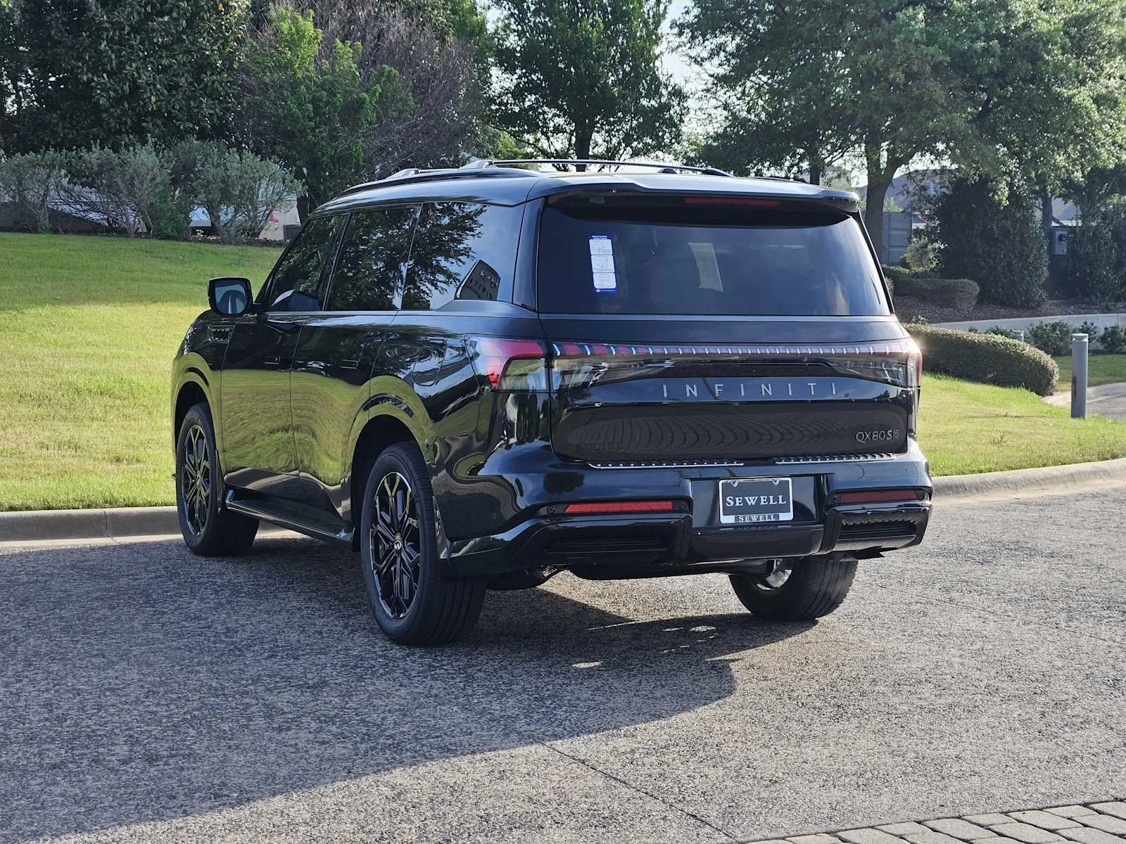 New 2026 MINERAL BLACK INFINITI Sport 4WD image 3