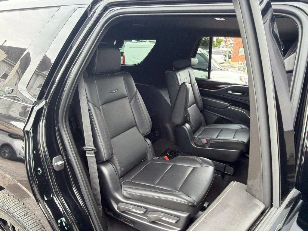2023 Cadillac Escalade Luxury - Photo 22