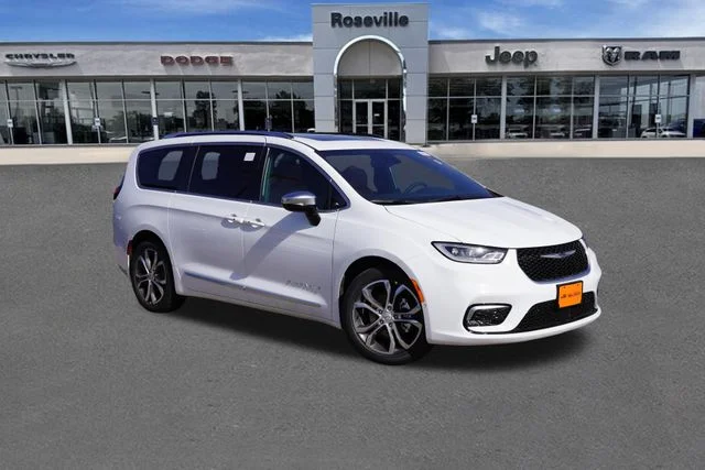 New 2026 Bright White Clear-Coat Exterior Paint Chrysler Pinnacle image 1