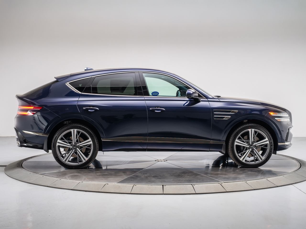 New 2026 Capri Blue Genesis 3.5T E-SC MHEV image 6
