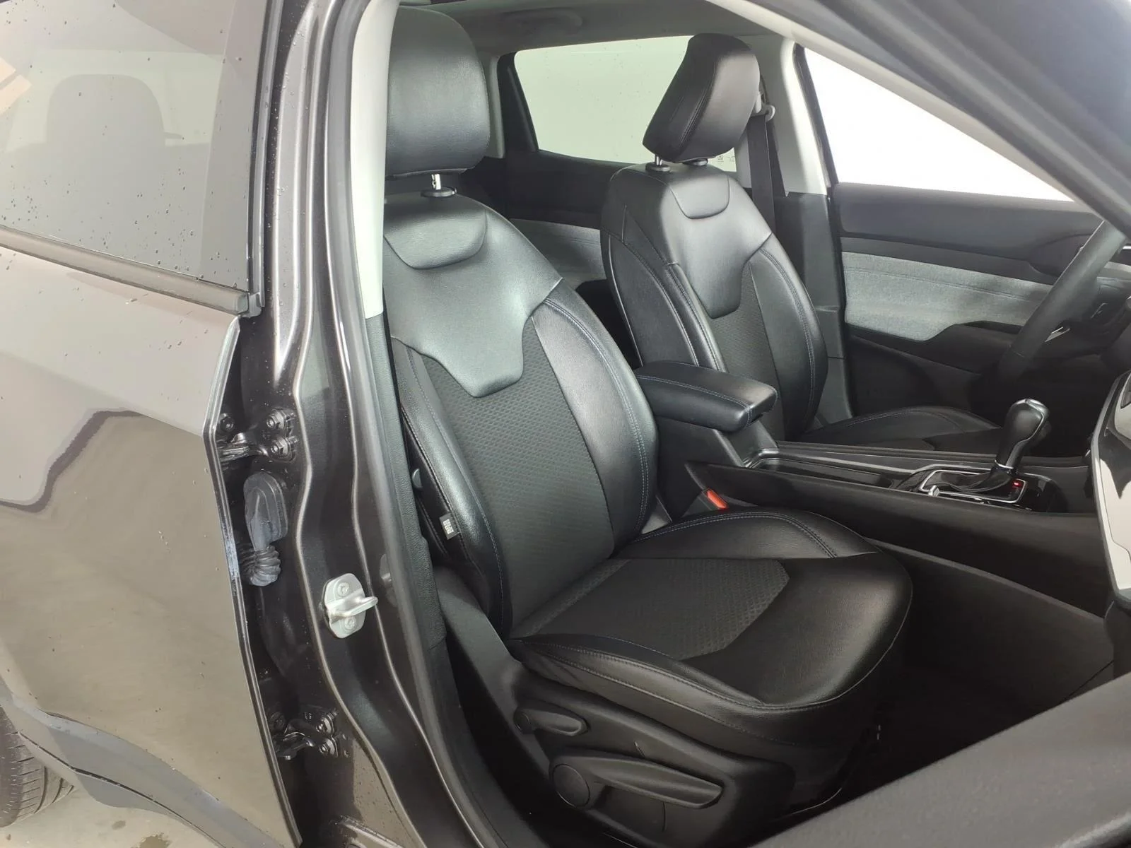 2022 Jeep Compass Latitude - Photo 28